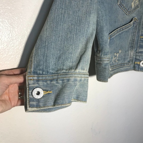 Levi's Jeans Button Front Crop Denim Jacket - Picture 3 of 10